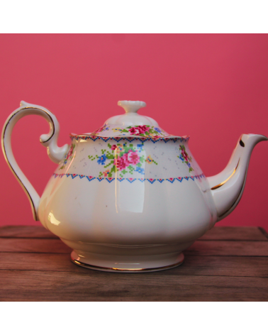 Théière Vintage - Petit Point - Royal Albert