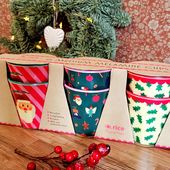 🎄✨️🎄✨️L'indispensable lot de 6 gobelets de Noël Rice est encore disponible chez Églantine ! Pour être livré avant Noël, vous pouvez commander jusqu'à demain 12h ! On est sur le quai pour livrer vos cadeaux sous le sapin, en temps et en heure,  commele Père Noël !🎄✨️🎄✨️🎄
.
.
.
#feelgoodproducts #riceisnice #ricecup #ricedk #everydaymagic #christmasdecorations #christmasmug #christmascup #vinchaud #lepanierdeglantine #petitcommerce #petitscommerçants