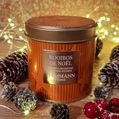 ⭐️✨️⭐️✨️ Je déclare la saison des thés de Noël ouverte ! ✨️⭐️✨️⭐️ Ici, je vous présente le Rooibos de Noël de Dammann Frères dans son bel écrin oranger à rayures et à étoiles !
A déguster à tout moment de la journée. Il est parfumé aux épices, baies roses, gingembre, clous de girofle, pain d'épices, orange amère et cerise...
.
.
.
#dammann #damman #dammannfreres #thesdammannfreres #thedammann #thedequalité #thedexcellence  #therooibos #rooibos #tealover #teatime #teaddict #teatime #tealoversofinstagram #thedenoel #christmastea